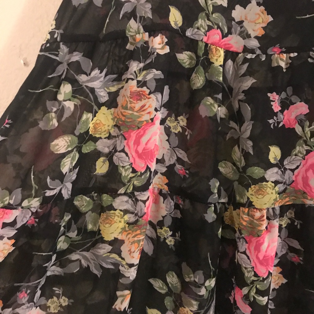 Sheer floral mini dress - Picture 5 of 8